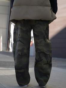 SAYEHFBABY 女式休闲水洗迷彩喇叭牛仔裤 - 軍綠色 - 查看 2