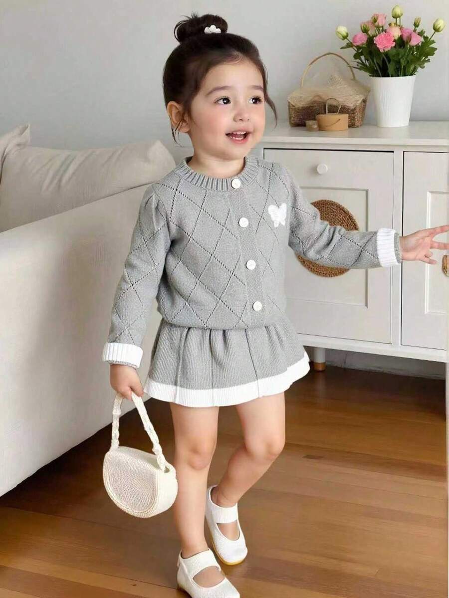 SHEIN 女婴时尚蝴蝶装饰纽扣前开衫和迷你裙套装 - 彩色 - 查看 1