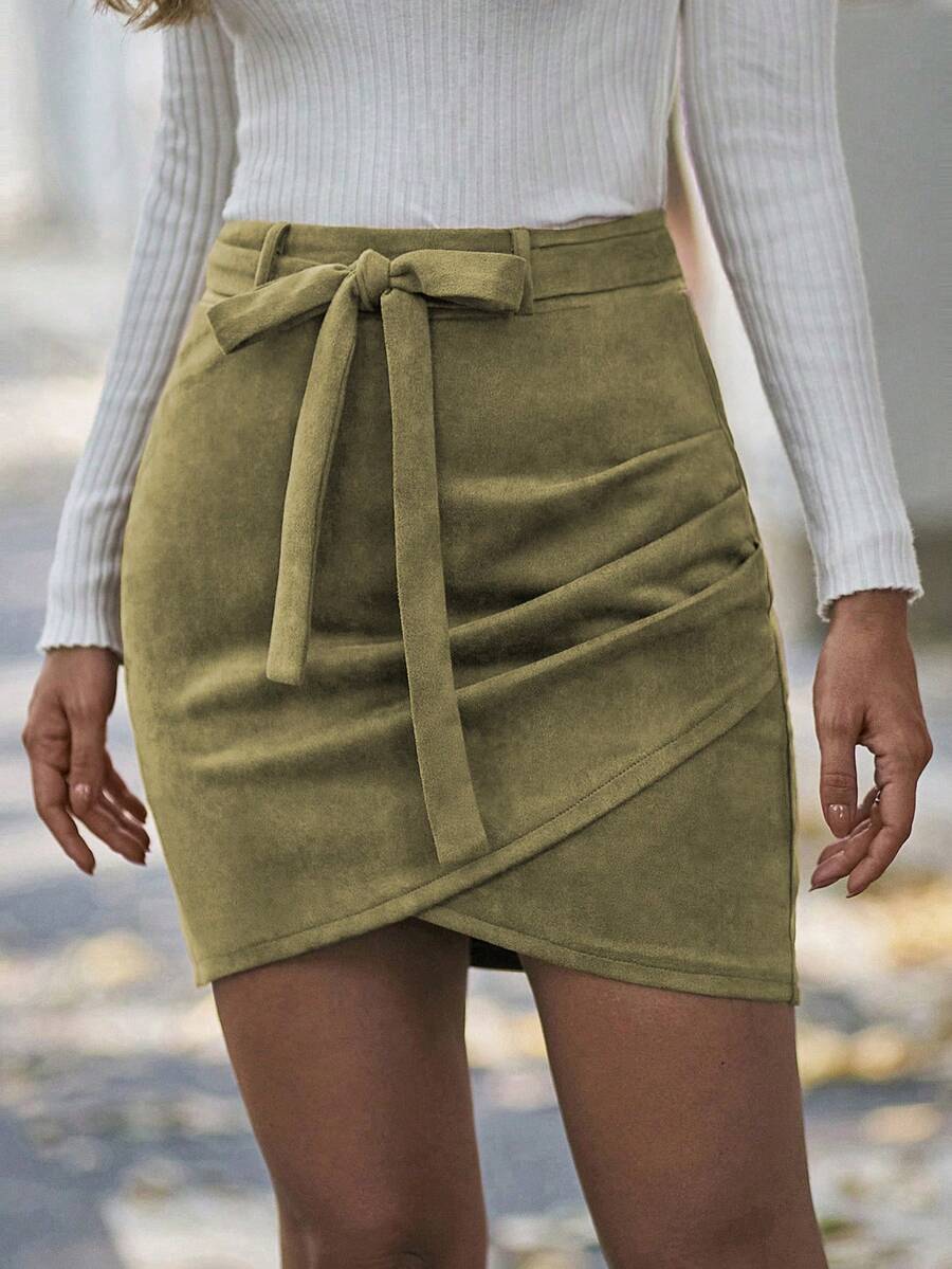 SHEIN LUNE Women's Solid Color Waist Belt Design Ruched Asymmetric Hem Bodycon Mini Skirt - Olive Green - View 1