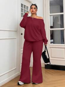 SHEIN EZwear 2 件大码酒红色不对称肩长袖宽松休闲上衣和喇叭裤套装 - 酒紅色 - 查看 6