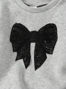 2pcs/Set Young Girls Spring, Autumn & Winter Back To School Casual Fashion Sweatshirt Set, Black Sequin Bow Front, Gray Solid Knit Sweatshirt With Ribbed Cuffs, Collar & Hem, Paired With Black 3D Bow Accent Jeans, Suitable For Cute & Sweet Daily, School, Vacation, Party Wear In Autumn/Winter - Multicolor - View 4