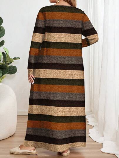 EMERY ROSE Vestido de Manga Longa com Gola Careca, Estampa Listrada Texturizada Plus Size, Adequado para Outono/Inverno
