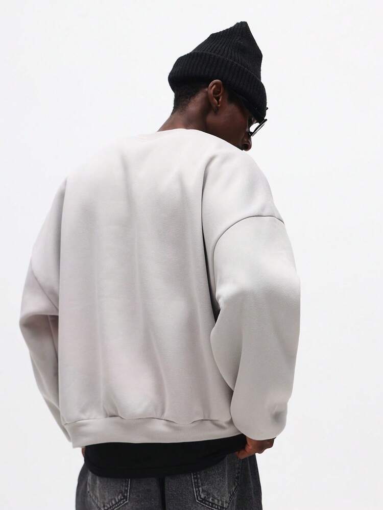 Sweatshirt mit Rundhalsausschnitt und Applikationsdesign