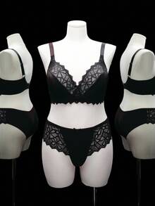 Seduluxe 2pcs Plus Size Lace Patchwork Underwire Bra Set - Black - View 6