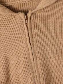 SHEIN Genkimix Kids 青少年女孩休闲纯色短款开衫，柔软舒适的卡其色拉链针织毛衣，适合日常、户外、旅行、度假、居家、托儿所穿着