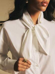 Poéselle Blusa elegante de cuello de corbata blanca para mujer, blusas elegantes para mujer, camisa blanca, minimalista y versátil, para fiesta de Navidad, Año Nuevo, adecuada para uso diario, fiesta, salir, ir al trabajo, otoño/invierno, camisa con lazo, camisa con corbata, blusas para el trabajo, blusas blancas - Blanco - Ver 3