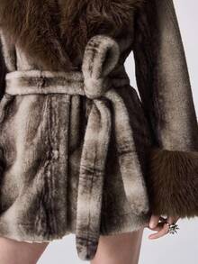 ROMWE EDITION Chaqueta de moda con cinturón, manga larga y cuello de piel sintética para mujer - Multicolor - Ver 4