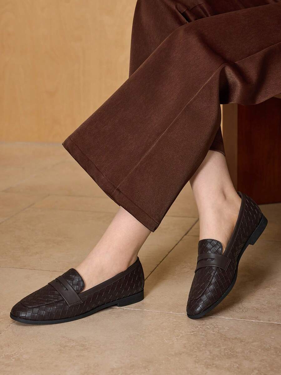 MOTF CASUAL COMFORTABLE VERSATILE WOMEN FLAT SHOES FOR CHRISTMAS SPRING SHOES - Coffee Brown - View 2