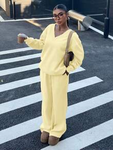 SHEIN EZwear 2 件套女士超大 V 领蓬松羊毛弹力宽松运动衫和运动裤套装，秋冬 - 鵝黃色 - 查看 5