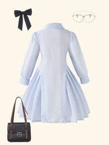 SHEIN Explorewe Váy sơ mi sọc cổ polo cho bé gái, thiết kế xẻ tà, thường ngày, đa năng, phong cách Hàn Quốc, đồng phục học sinh, thích hợp cho mùa xuân, mùa thu, thời tiết thay đổi - Màu xanh lam - Xem 2