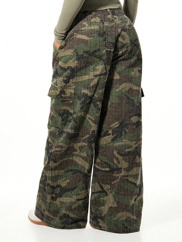SUMWON WOMEN Sequined Camo Wide Leg Cargo Pants