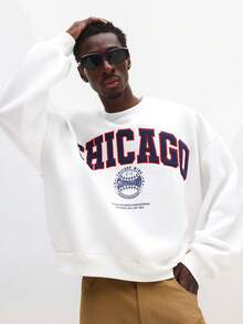 SUMWON 芝加哥城市印花长袖圆领套头衫，适合休闲穿着 - 白色 - 查看 4