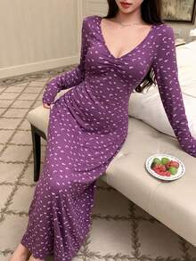 DAZY Ditsy Floral V-Neck Ruched Design Long Sleeve Maxi Nightgown For Women, Winter - Purple - View 3