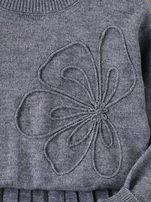 Tween Girls Embroidered Crew Neck Sweater & Pleated Skirt Set, Grey, Soft & Comfortable For Daily, Outdoor, Travel, Vacation, Home, DTween Girlre, And Kids Play Wear Girls Knitted Dress Girls Sweater Dress Fall Dress For Girl Grey Dress For Girls Girls Autumn Winter Dress Girls Gray Skirt Tween Pleated Skirt Set Skirt And Shirt Out Fits For Tweens Gray Teen Girl Skirt Sets Teen Girl Dresses Long Sleeve - Grey - View 3