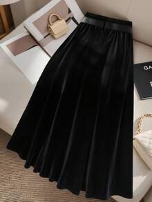 SHEIN Tall CURVE Falda de ante con cinturón en línea A para mujer talla grande, minimalista, adecuada para citas y uso diario, otoño/invierno - Negro - Ver 2