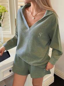 DAZY 2件套女士休闲字母刺绣V领长袖上衣和短裤家居服套装，冬季服装 - 綠色 - 查看 3