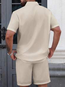 Manfinity Homme Men's Summer Casual Vacation Style Contrast Lace Short Sleeve Loose Shirt