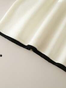 SHEIN Girls' Bowknot White Sweater Dress With Ruffle Hem, Round Neck Long Sleeve Knit Dress, Holiday Outfit Suitable For Back To School, Outdoor, Casual Wear Girl S Spring And Autumn Dress Autumn And Winter Young Girls Dresses Fall Dress For Girl Long Sleeve Dress For Girls Girl Clothes Autumn And Winter Clothes - White - View 4