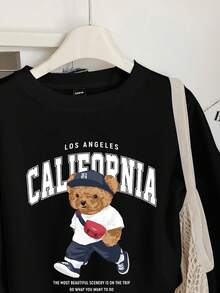 SHEIN EZwear Casual Minimalist Cartoon Bear Pattern Crew Neck Loose Fit Plus Size Sweatshirt/Winter