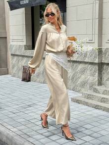 SHEIN Frenchy Autumn Fall Clothes For Women 2025 New Elegant Women's Elegant Commuter Solid Color Lantern Sleeve Jumpsuit,Office Commute Work Streetwear, Suitable For Party Wedding Graduation, Classic Chic Old Money Style Outfit Winter,All-Season,Thanksgiving Outfit For Women,New Year  Jumpsuit ,Casual Jumpsuit  ,Autumn Jumpsuit, Jumpsuit   Suitable For Party, Halloween, Christmas, Holiday Events Boho Jumpsuit ,Holiday Outfits For Women - Apricot - View 2