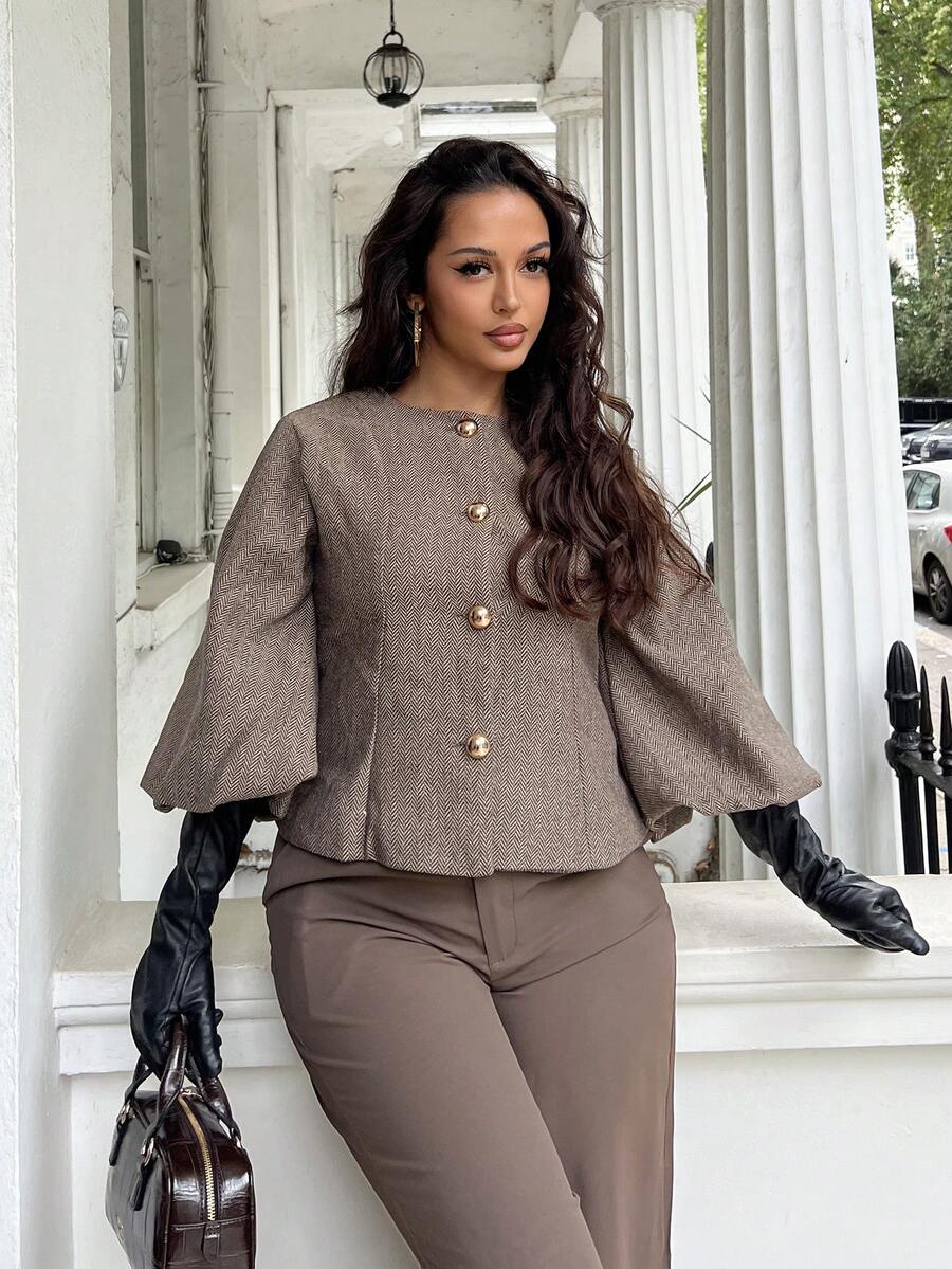 NegzBox 优雅复古法式女式浪漫约会奢华高端设计人字形圆领短款灯笼袖收腰金属纽扣西装外套 - 彩色 - 查看 1