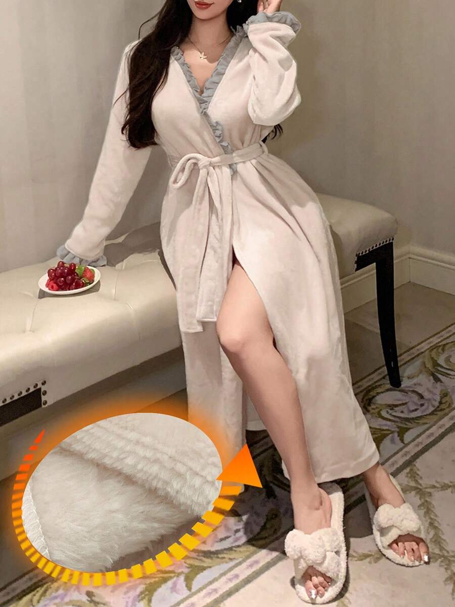 DAZY 女士撞色荷叶边蓬松舒适浴袍，冬季 - 白色 - 查看 1