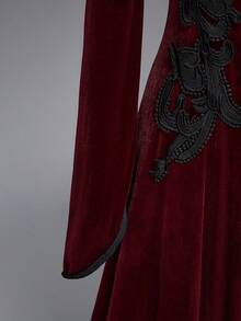 ROMWE Goth Christmas Gothic Retro Palace Style Contrast Color Lace Trim Velvet Women Long Jacket