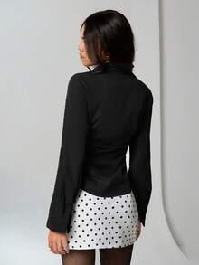 SHEIN Unity 1 pieza Blusa casual de mujer con cuello en V y manga larga fruncida, versátil para oficina/maestro, diseño minimalista de alta calidad, otoño/invierno - Negro - Ver 2