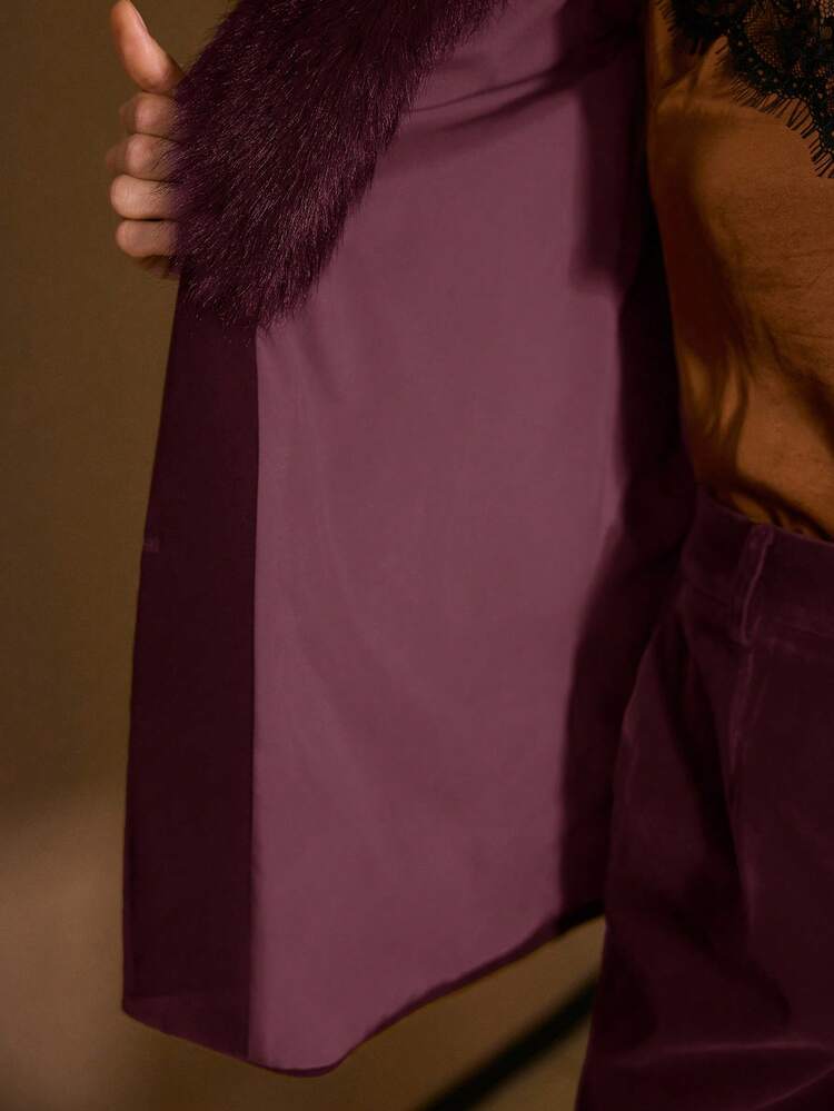 DETACHABLE FUZZY COLLAR SINGLE BREASTED COAT