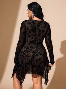 Hourglow Christmas Plus Size Women Fashionable Sexy Asymmetrical Hem Sweetheart Neck Dress, For Hourglass Body Shape