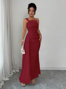 Rafferiza Đầm ôm sát cơ thể màu trơn cổ bất đối xứng đính đinh tán eo nhún cho nữ - Màu Đỏ Sâu - Xem 5