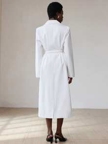 Aveloria Modichic Áo khoác trench coat trắng cổ điển có ve áo, kiểu dáng tối giản, thiết kế dây buộc eo có thể điều chỉnh - trắng - Xem 3