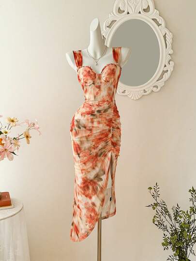 SHEIN MOD Elegante midi-jurk met bloemenprint en gerimpelde zoom voor dames met dikke bandjes