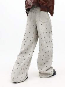 Calça jeans SUMWON de perna larga, estilo baggy, com tachas e detalhes em metal. Modelagem oversized e lisa. - Damasco - Ver 3