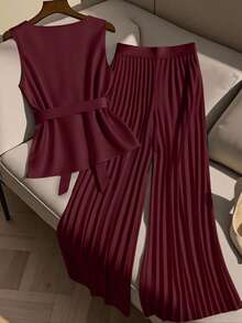 GlowEve CURVE Bộ 2 áo không tay cỡ lớn và quần ống rộng xếp ly thoải mái cho nữ - Màu Đỏ Sâu - Xem 2