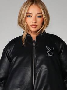 Missguided x Playboy 女式超大号皮革飞行员夹克冬季时尚黑色绗缝羽绒风格拉链休闲街头短款带标志刺绣时尚现代 - 黑色 - 查看 6