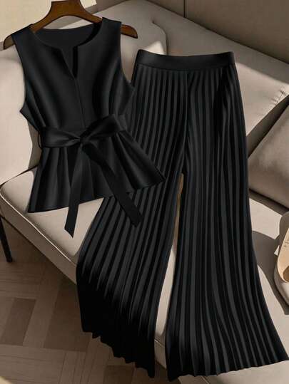 GlowEve CURVE 2pcs/Set Women Plus Size Sleeveless Top And Casual Wide Leg Pleated Pants
