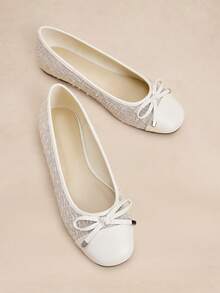 Rosivie Women's Comfortable Simple Round Toe Flat Shoes - Beige - View 1