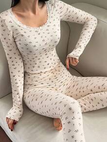 DAZY 2件套碎花蕾丝拼接修身保暖内衣套装，女士秋冬季舒适保暖服 - 米色 - 查看 3