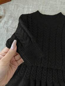 SHEIN LMoss Kids LMoss Baby Girl Babygirl 2pcs/Set Khaki Long Sleeve Sweater & Elastic Waist Ruffle Hem Skirt Suit, Autumn/Winter - Black - View 6