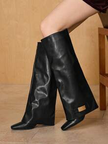 MOTF 漆皮及膝马靴，细高跟女靴 - 黑色 - 查看 3