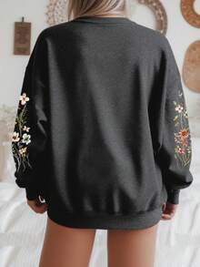 EMERY ROSE Plus Size Women's Vintage Wildflower Sweatshirts, Bohemian Crew Neck Sweatshirts, Soft Plant Floral Pullovers, Fairytale Hippie Sweatshirts, - Grey - View 2