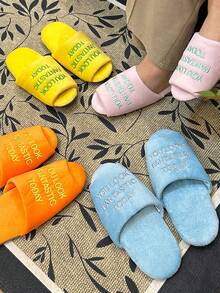 Joivida A Pair Embroidered Couple Slippers, Silent Home Slippers, Soft Fabric, Anti-Slip All-Season Indoor Home Shoes, Comfortable And Casual Home Shoes, Durable Design, Breathable Material, Suitable For The Whole Family,Valentine's Day Ramadan Festival Ramadan - Multicolor - View 2