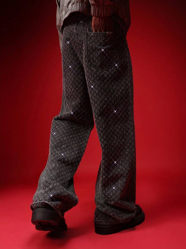 Strassbesetzte Baggy-Jeans mit Glitzerdetails