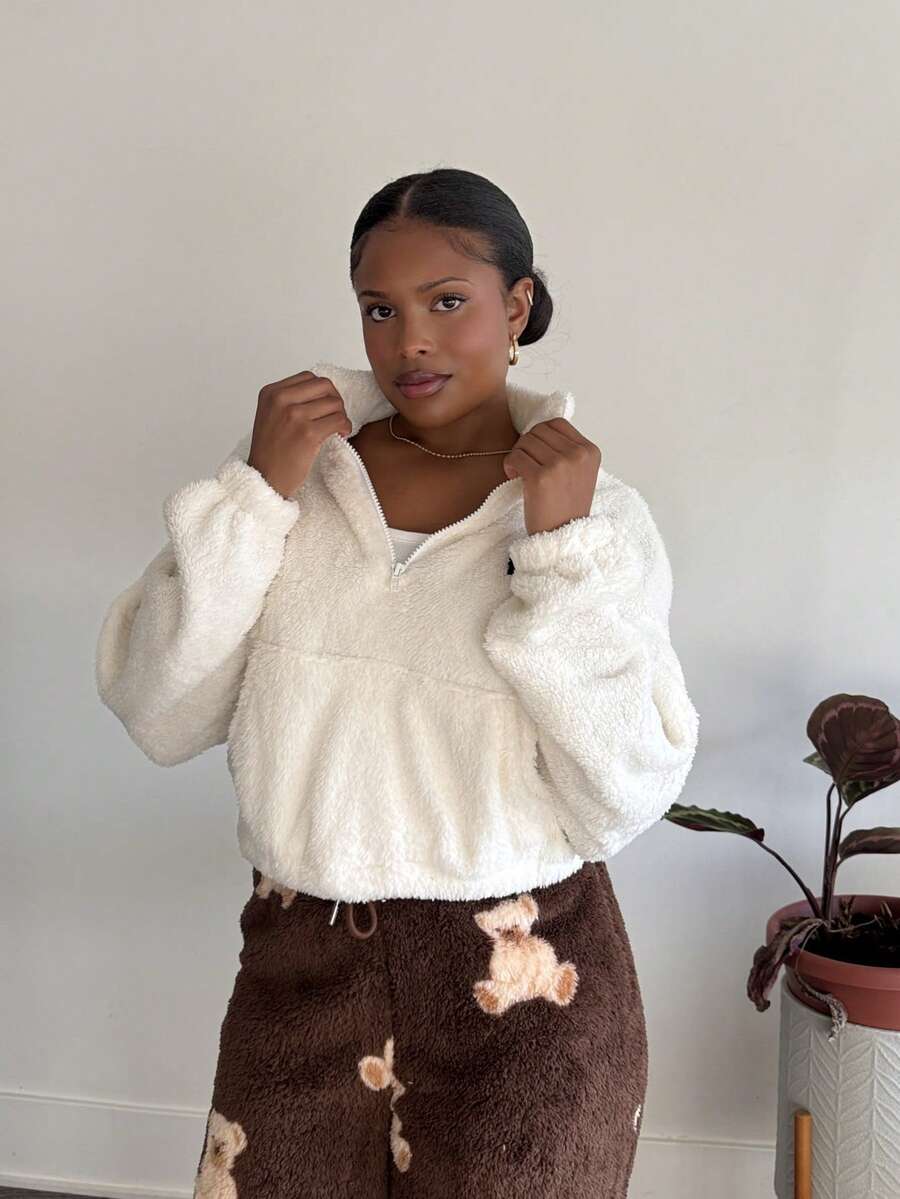 Tyla Gomez 字母贴片细节口袋落肩泰迪熊运动衫，秋冬长袖上衣 - 白色 - 查看 1