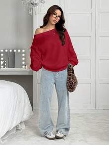 SHEIN EZwear Wine Red Loose Fit Oblique Shoulder Sweatshirt With Thermal Lined, Autumn/Winter Red Off Shoulder Top Off Shoulder Sweatshirt Red Blouses Off The Shoulder Long Sleeve Red Long Sleeve Top - Burgundy - View 4