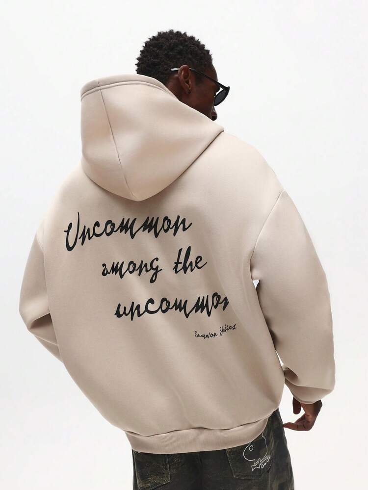 Sweat à capuche avec cordon de serrage et imprimé script