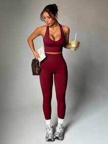 Dewbera 女式纯色露背无袖短款修身休闲健身运动服套装 - 酒紅色 - 查看 4