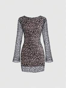 SUMWON Leopardmönstrad långärmad miniklänning med transparenta meshärmar – Festklänning med bodycon - Svart - Visa 1