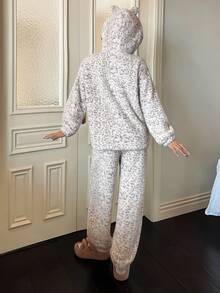 DAZY 女士加厚豹纹抓绒连帽动物耳朵上衣和裤子蓬松舒适睡衣套装，冬季 - 米色 - 查看 2